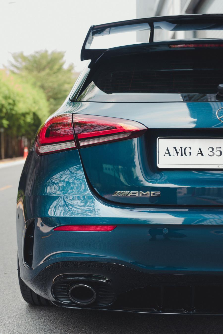 Детали экстерьера Mercedes-AMG A35 4Matic Edition 1 (W177) 2019 года  (JP) (фото 56 из 57)